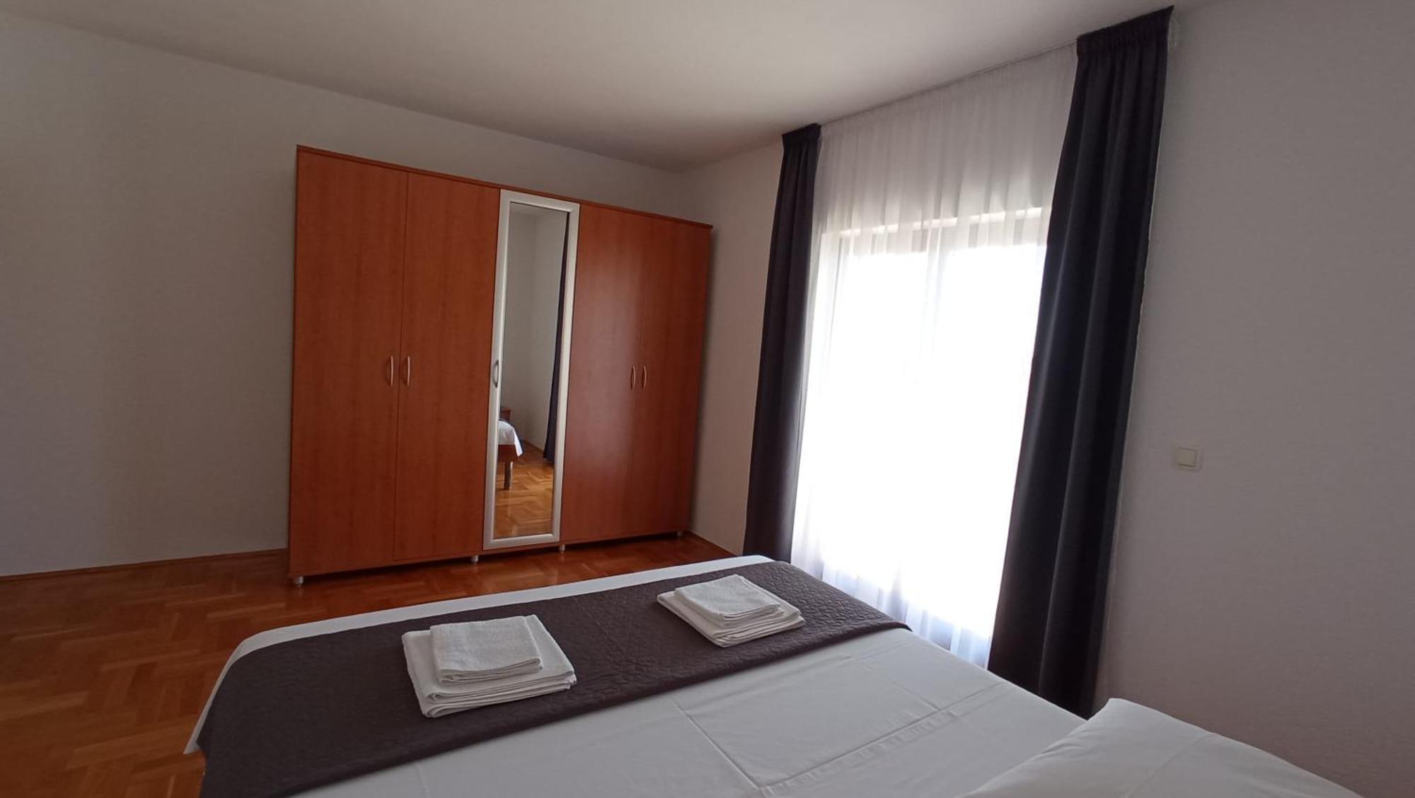 Apartmani Ferdi Trogir Exterior foto